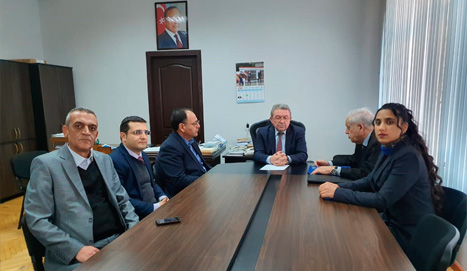 A meeting devoted to the Horizon 2020 was held at the Institute of Mathematics and Mechanics of ANAS